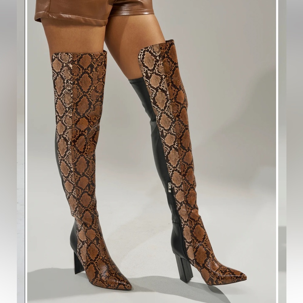 Elegant Snakeskin Over-the-Knee Boots